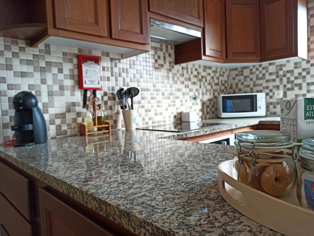 House Fifteen Horta  Luaran gambar